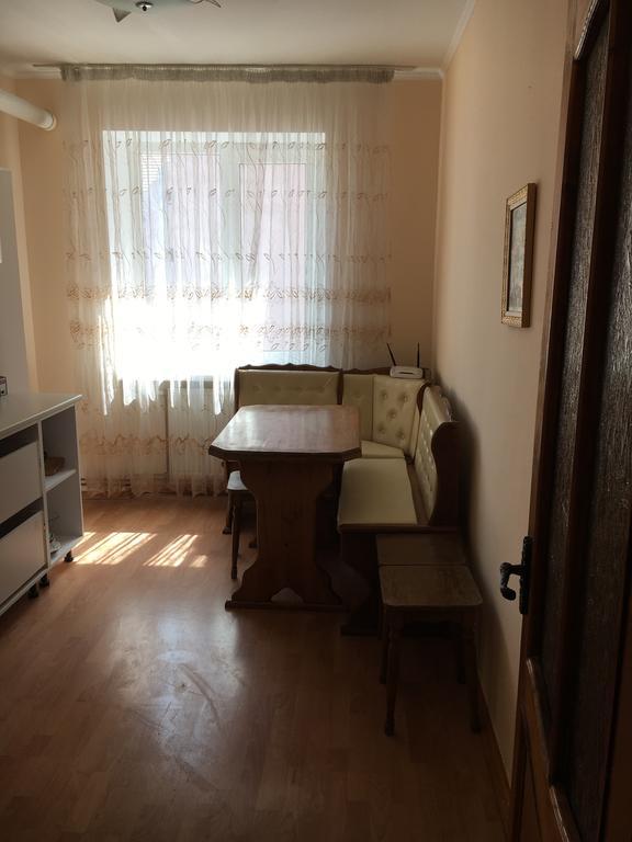 Galytska Apartment Iwano-Frankiwsk Zewnętrze zdjęcie